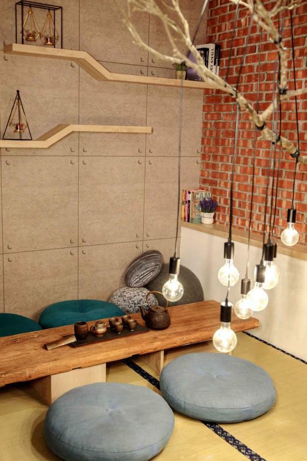 BIRD series B&B&Hostel複合式民宿 Tainan Exterior foto