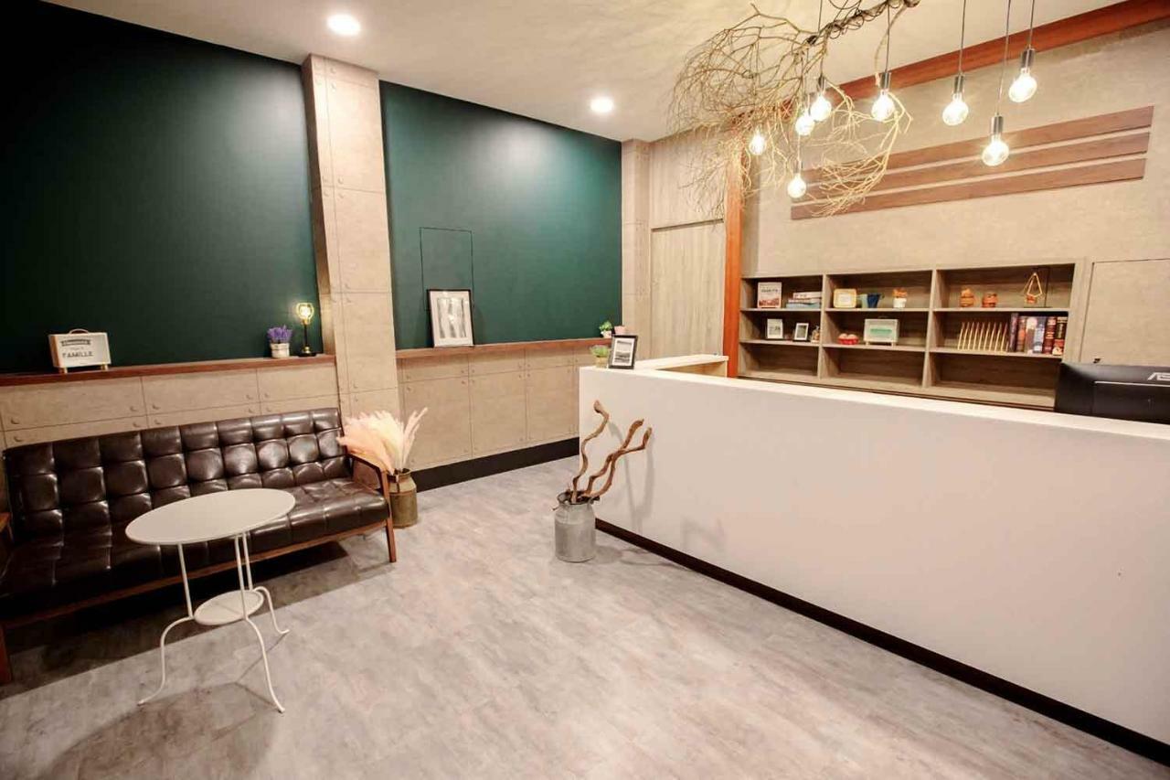 BIRD series B&B&Hostel複合式民宿 Tainan Exterior foto