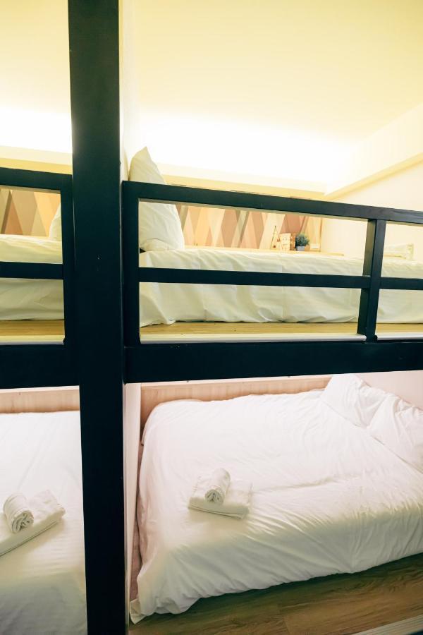 BIRD series B&B&Hostel複合式民宿 Tainan Exterior foto