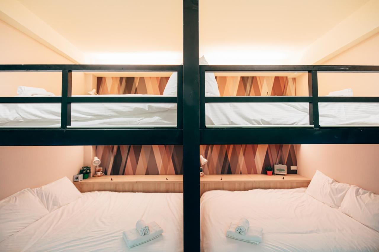 BIRD series B&B&Hostel複合式民宿 Tainan Exterior foto