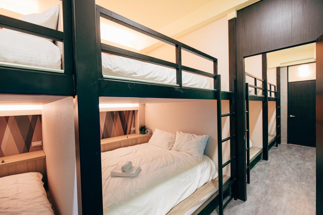 BIRD series B&B&Hostel複合式民宿 Tainan Exterior foto